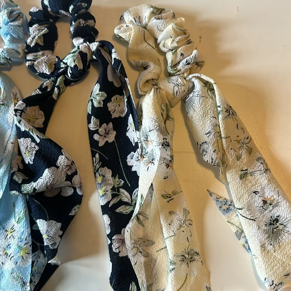Bundle 10 Hair Ties “bandana-like”